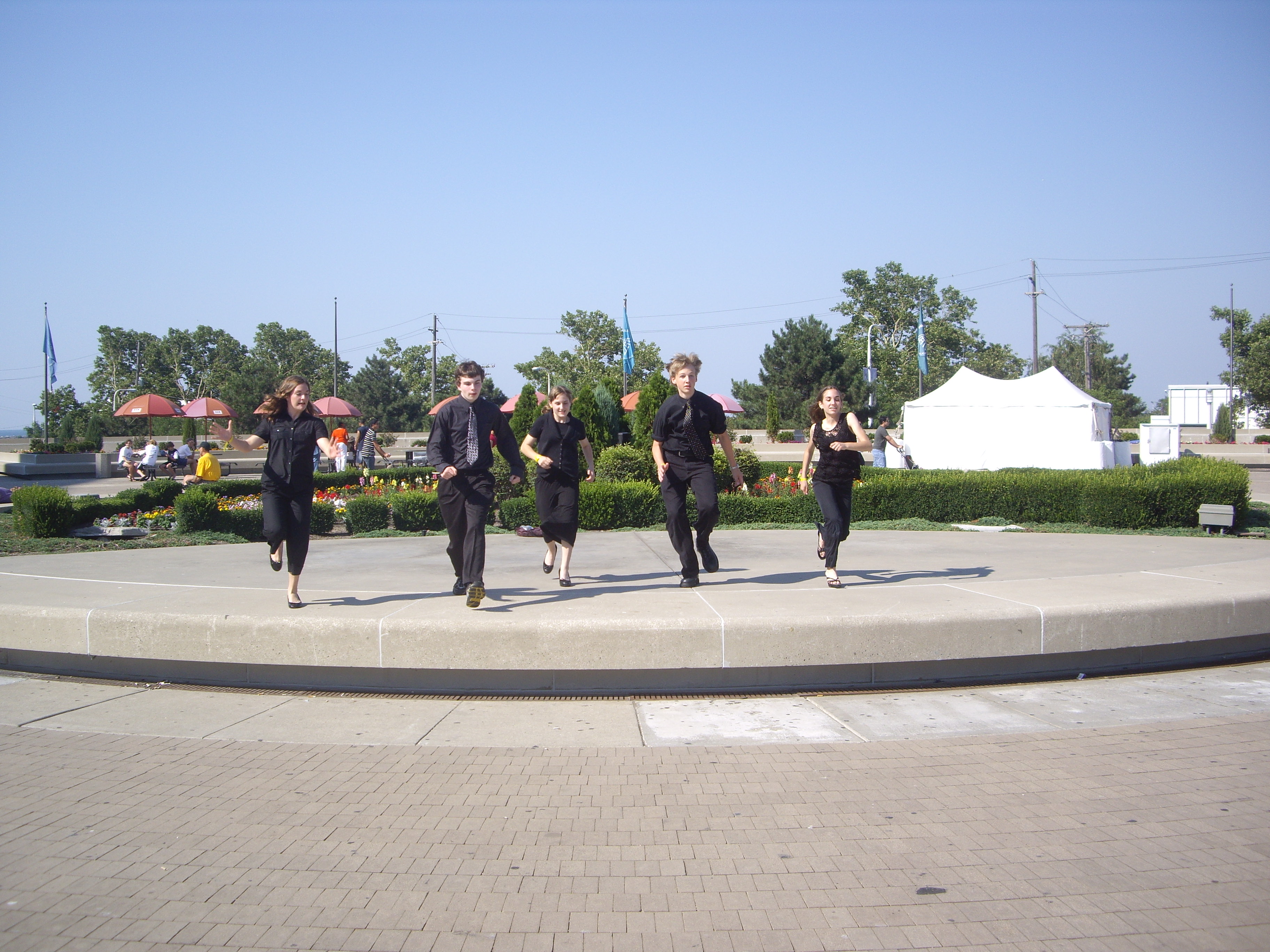 Claire, James, Nicole, David, Anna (Rock and Roll Hall of Fame)