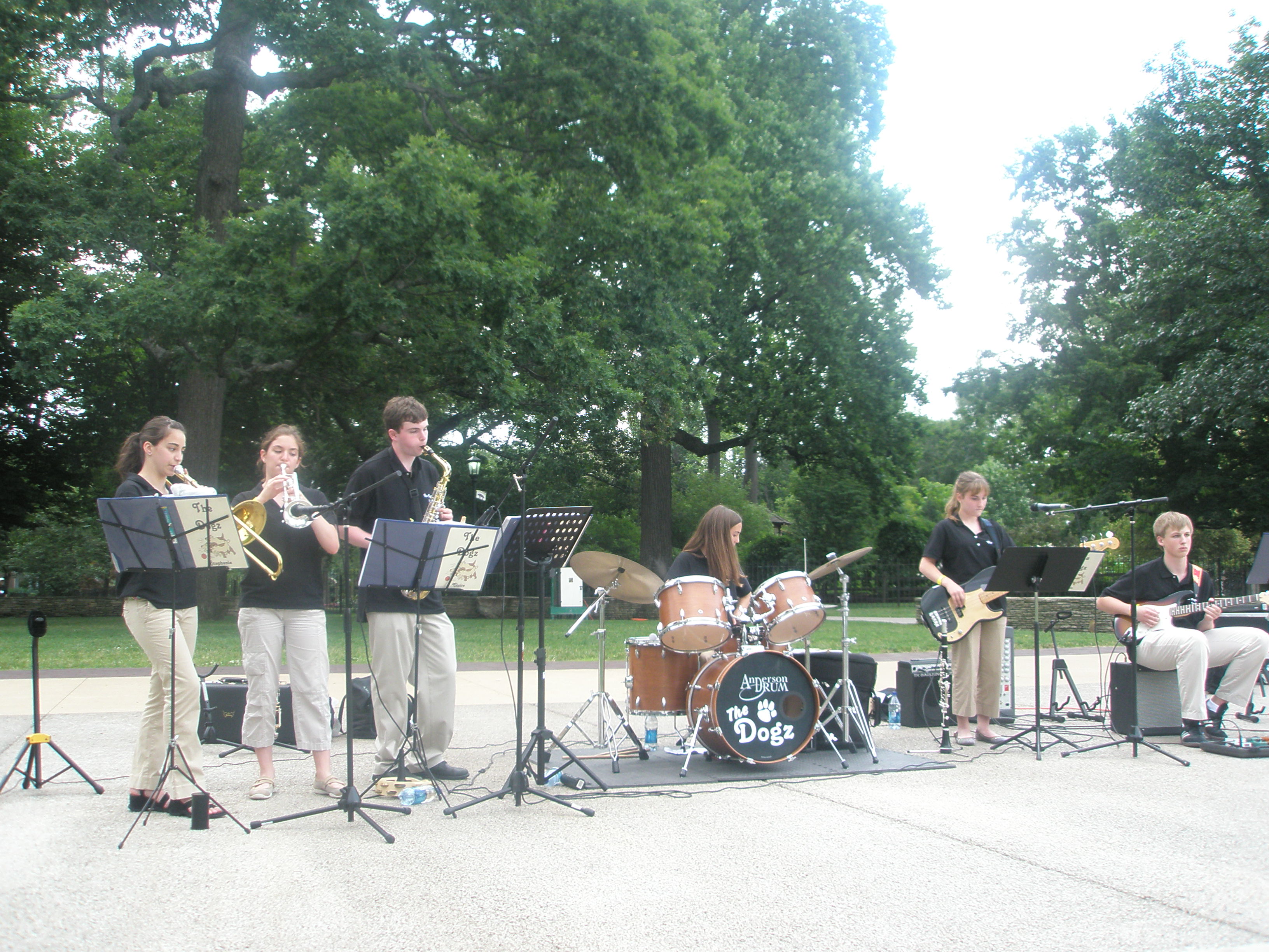 Stephanie, Claire, James, Anna, Nicole, David